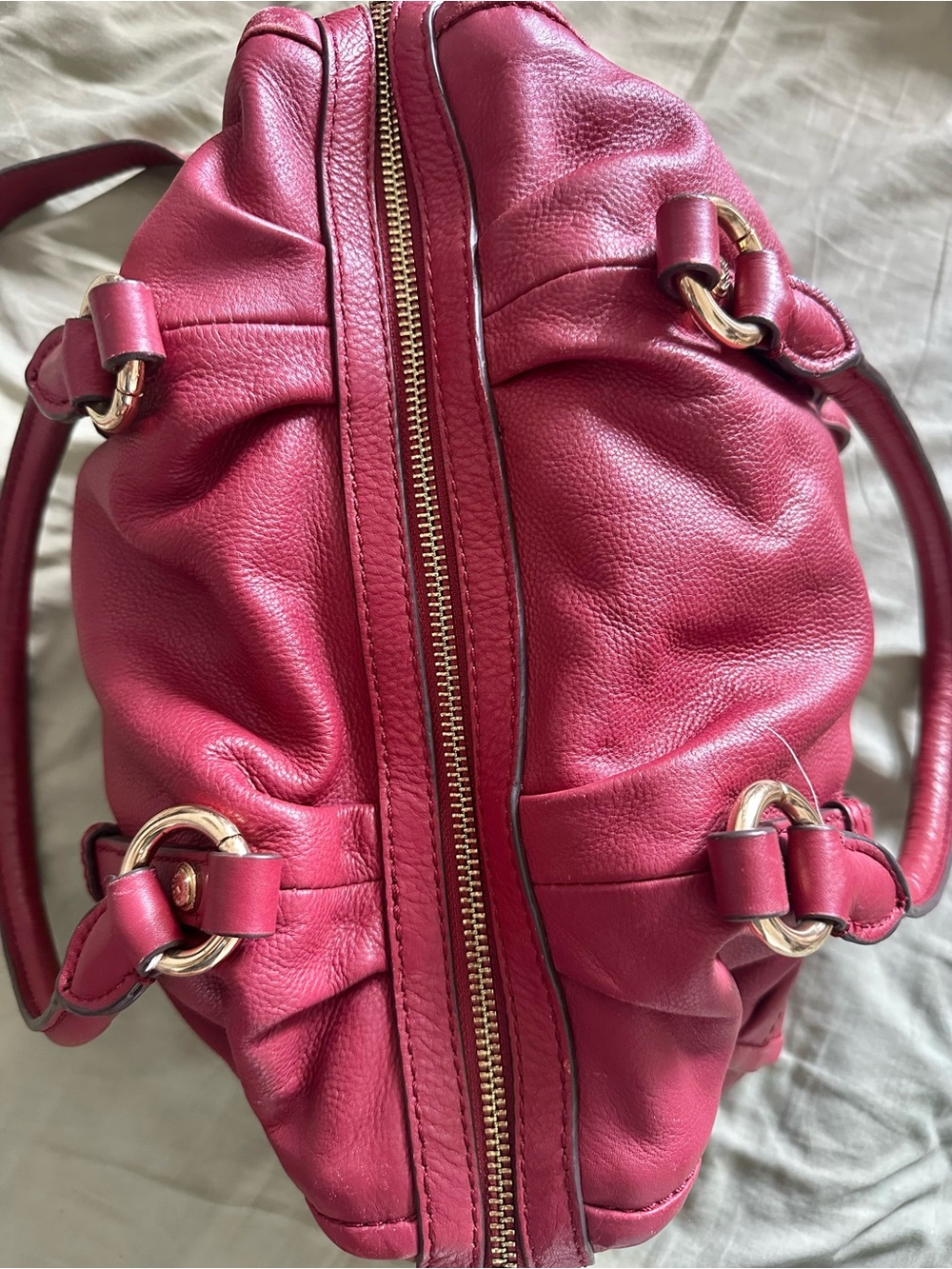 Love Moschino Red Shoulder Bag with Gold Hardware - Picture 5 of 8